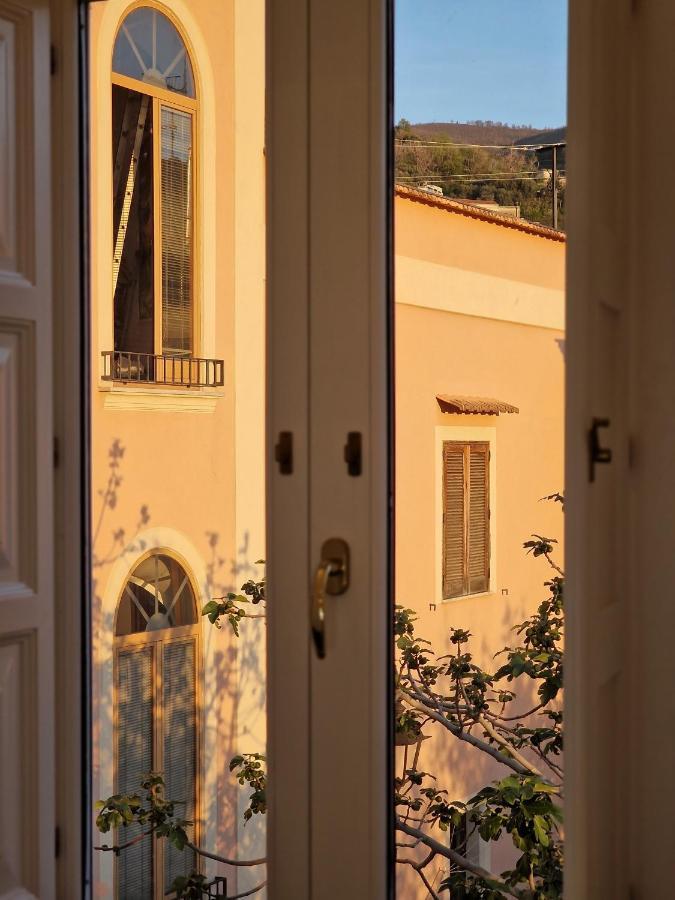 Апартаменти Savarese Luxury Palace Віко-Екуенсе Екстер'єр фото